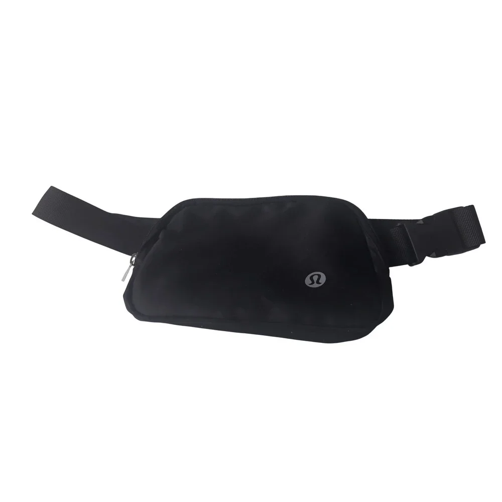 Lululemon Everywhere Belt Bag Black Adjustable Strap Crossbody Fanny Pack 1L